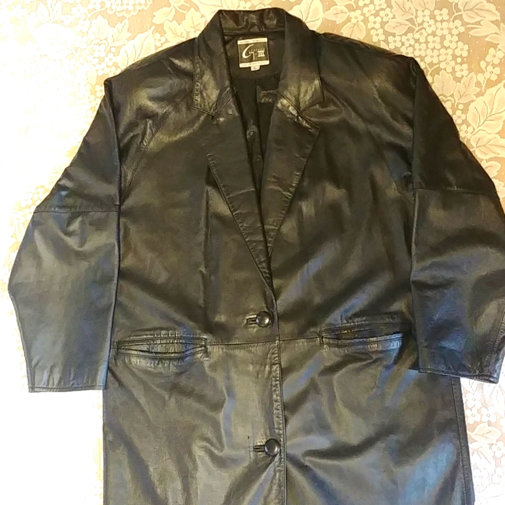 100% LEATHER GLOBAL IDENTITY JACKET SIZE LARGE.